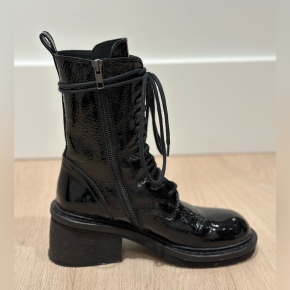 Ann Delmeulemeester patent boots - Picture 2 of 3